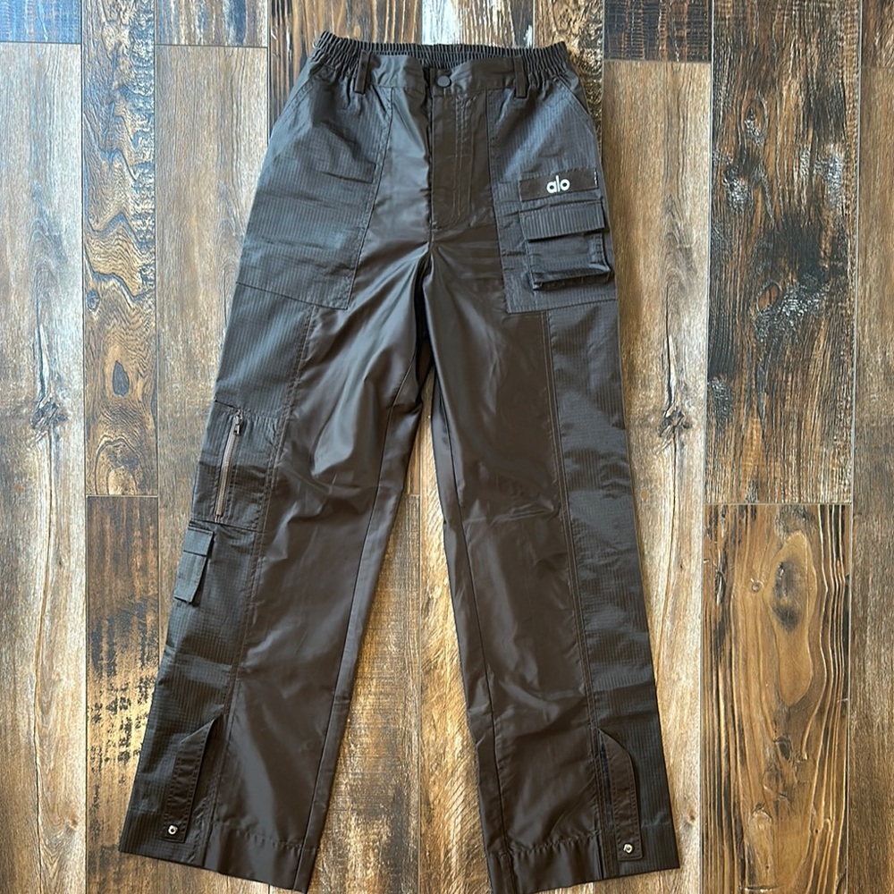 Alo Brown Cargo Pants